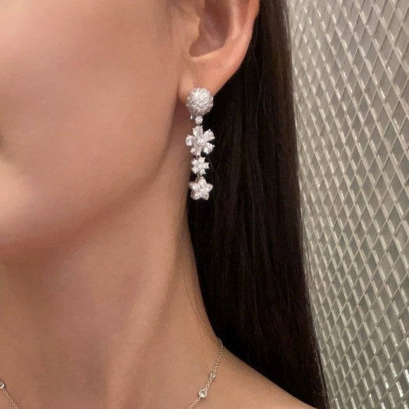 Folie Des Pr ̈¦s 18K Gold Earrings