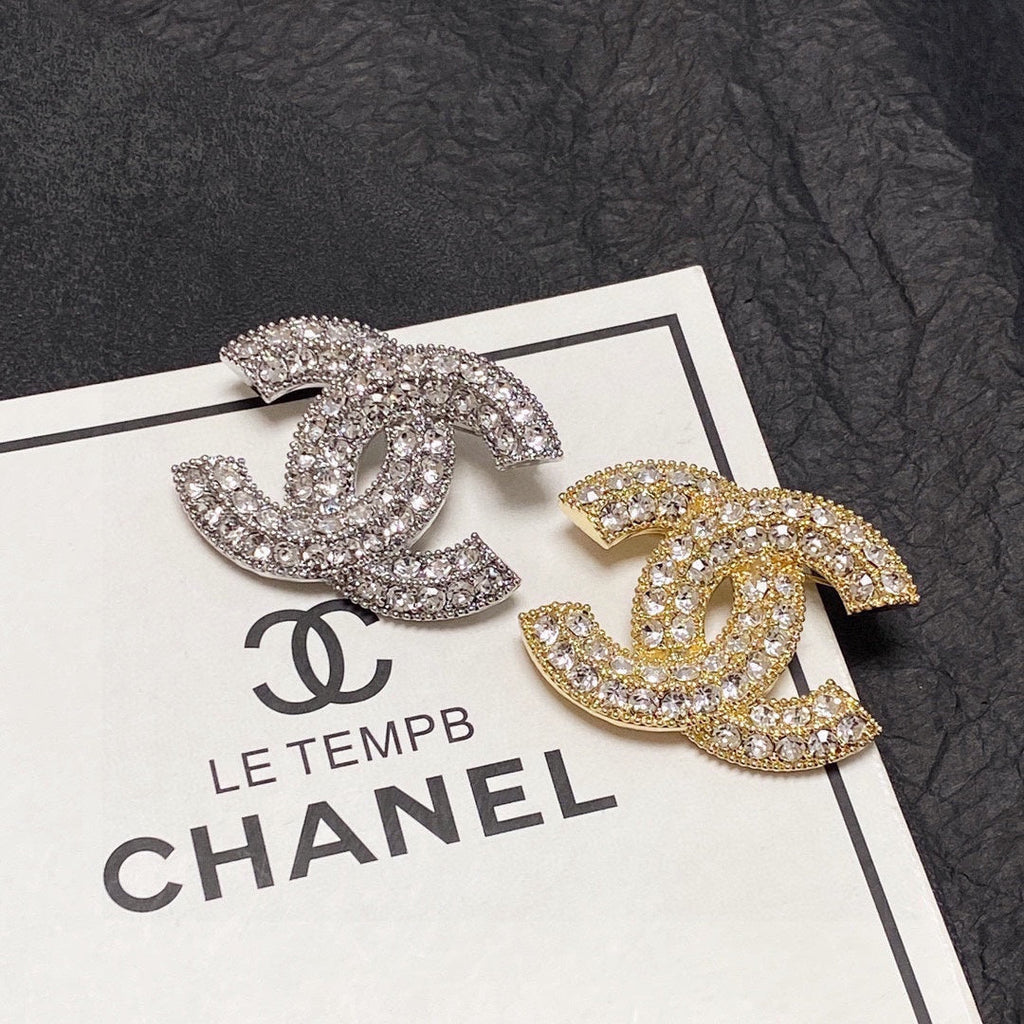 Chanel Diamonds 18K Gold Brooch