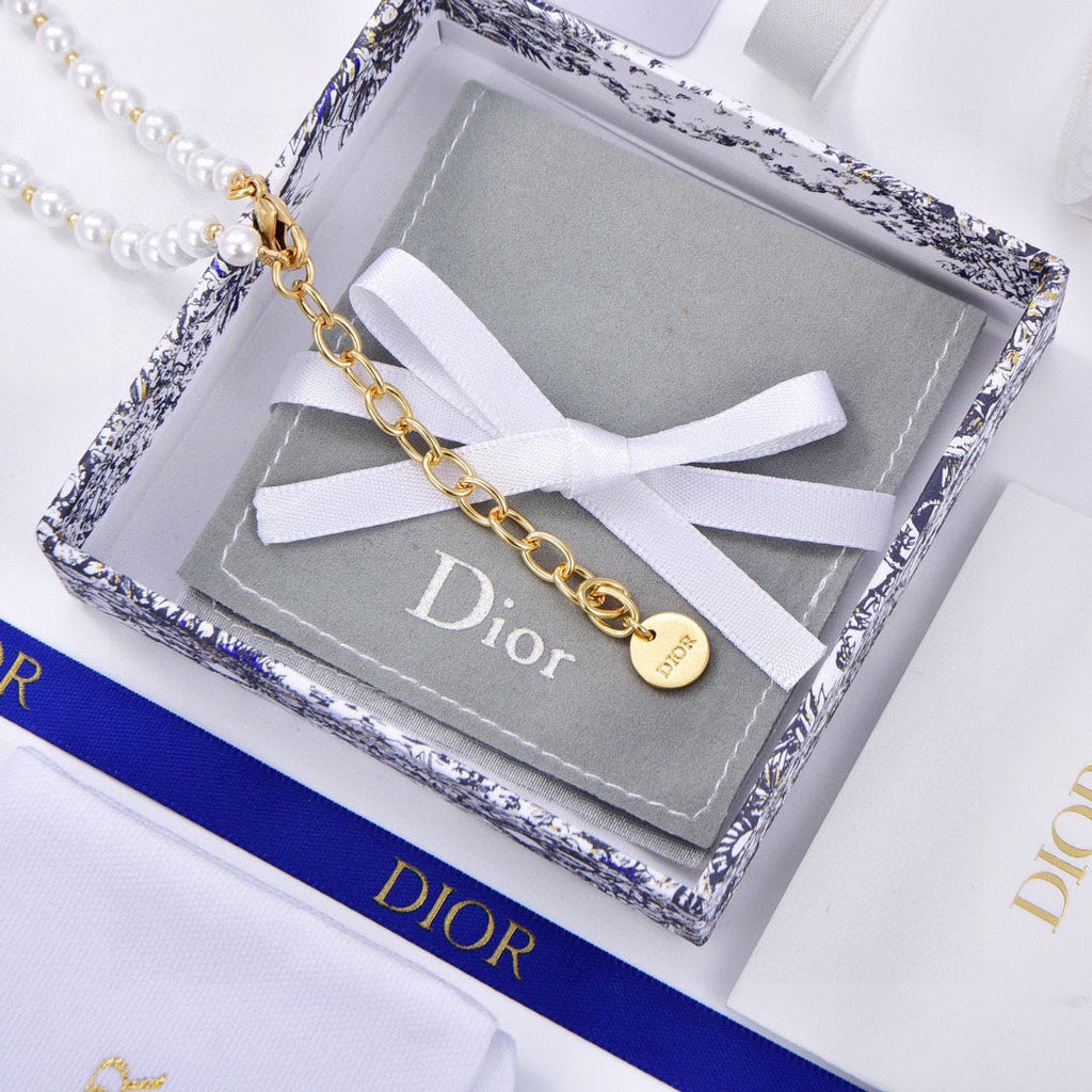 Dior Jardin Enchante 18K Gold Necklace