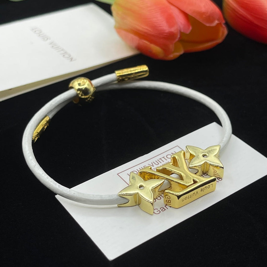 Louis Vuitton Star Pink 18K Gold Bracelet