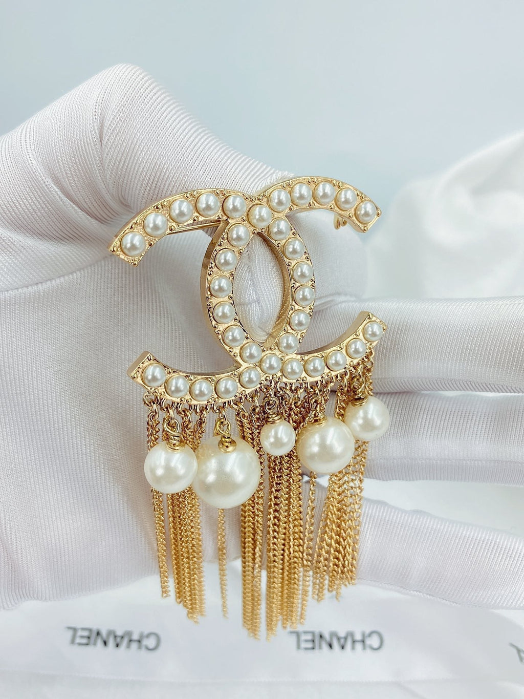 Chanel Pearl Tassel 18K Gold Brooch