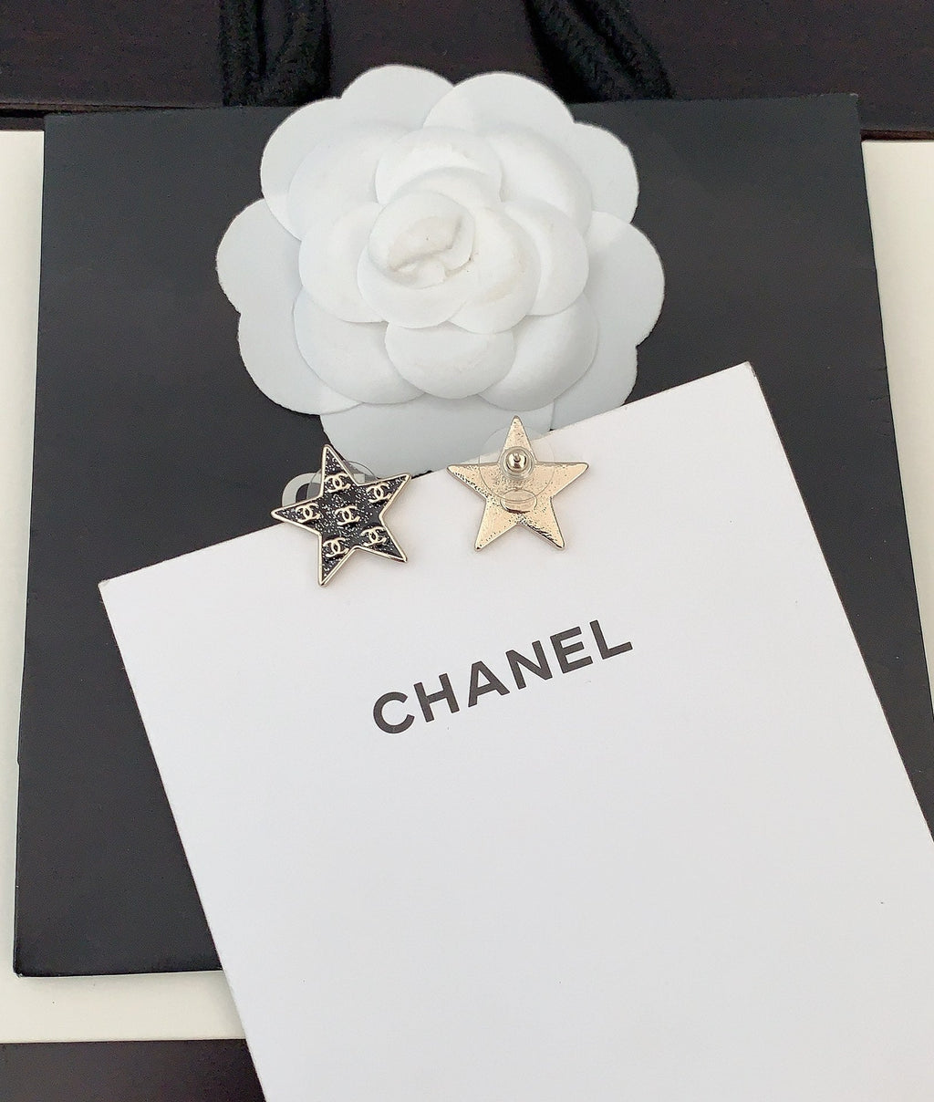 Chanel Star 18K Gold Earrings