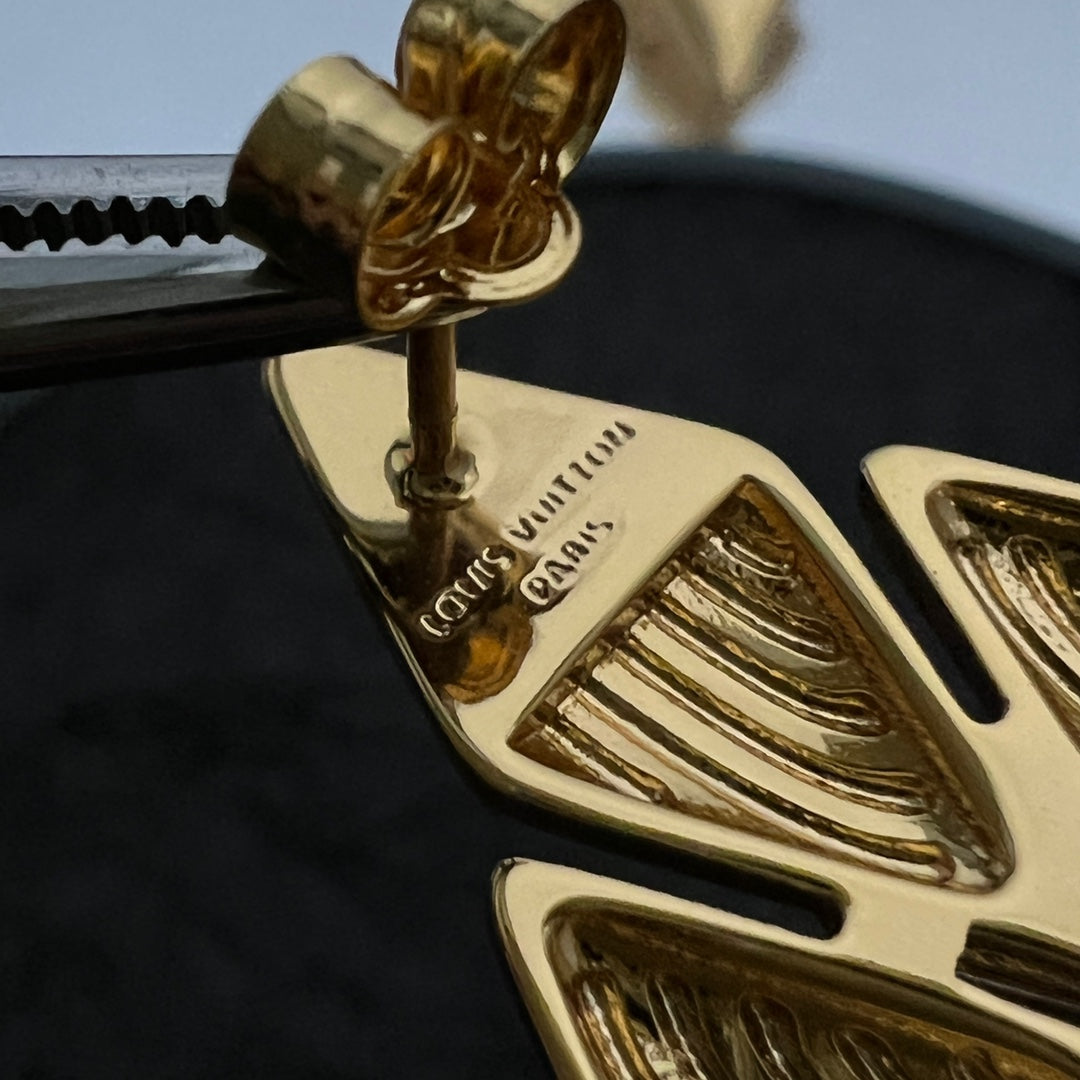 Louis Vuitton GO-14 18K Gold Earrings