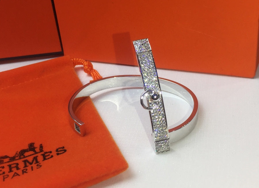 Hermes Collier De Chien Diamond 18K Gold Bracelet