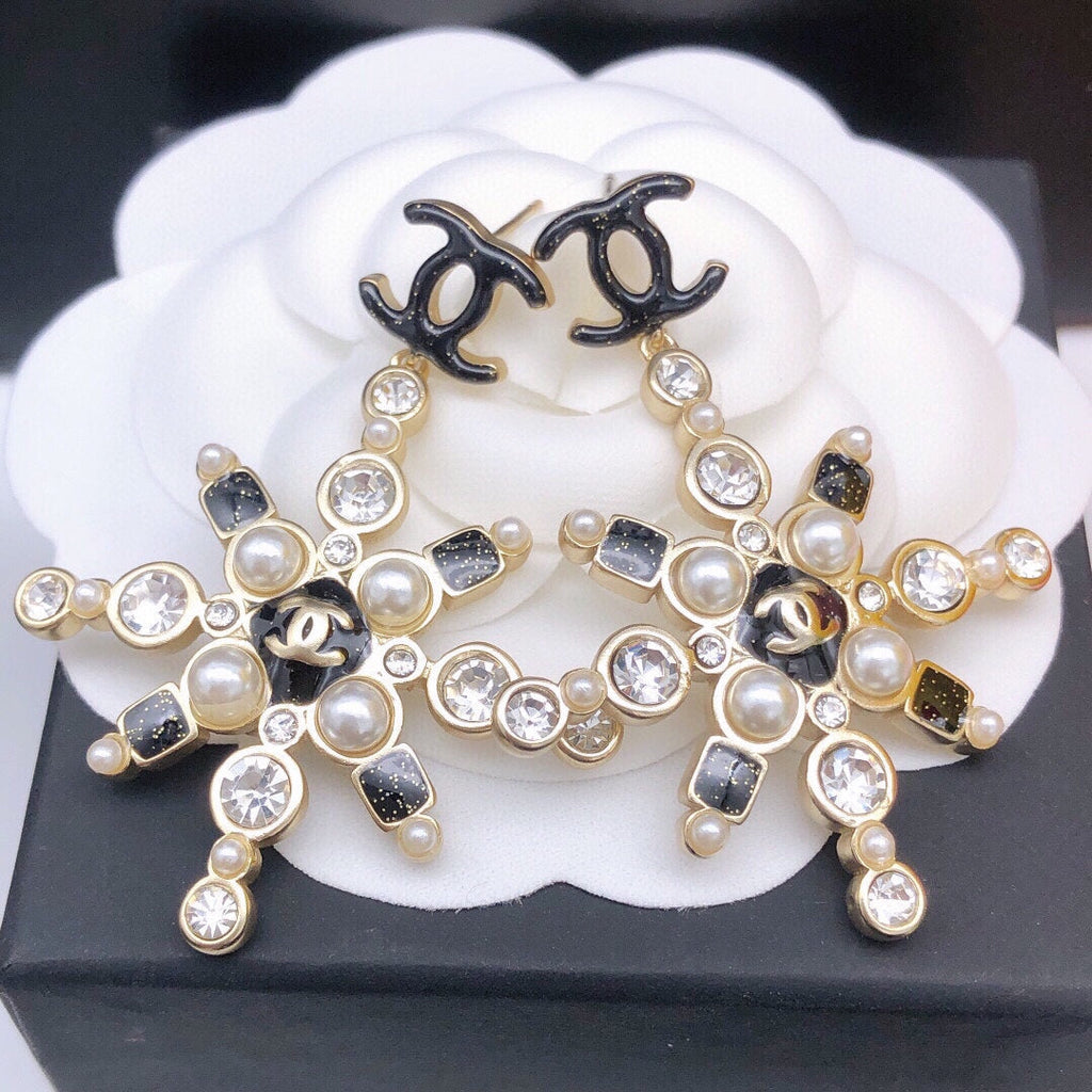 Chanel Snow Flowers 18K Gold Earrings
