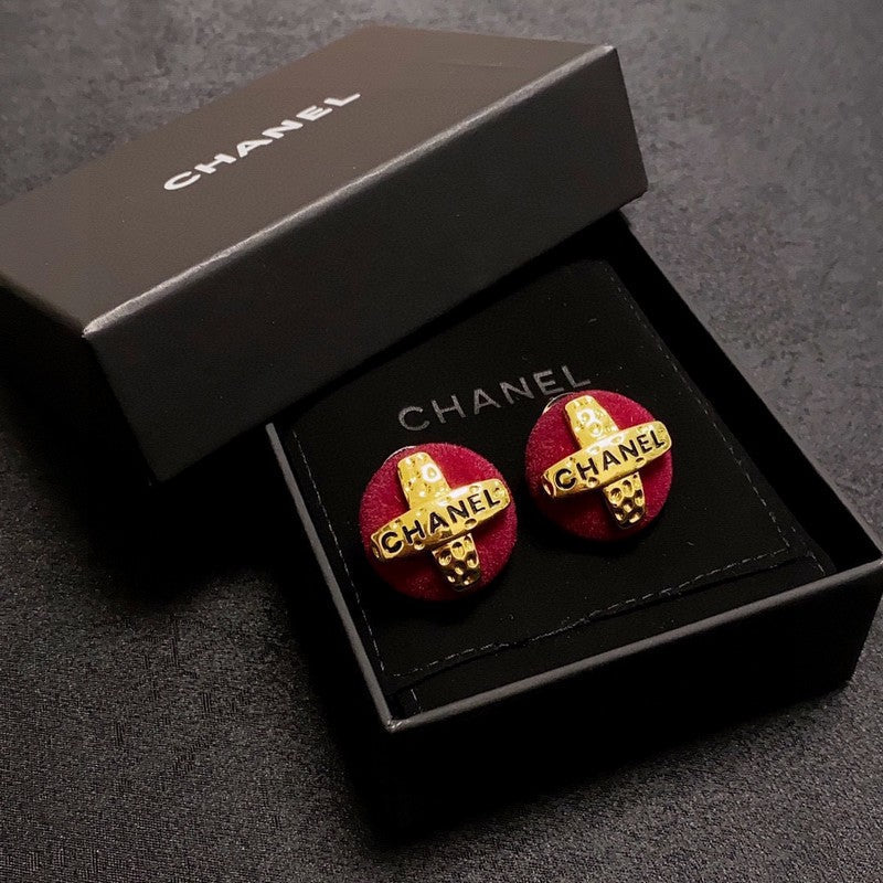 Chanel Red 18K Yellow Gold Earrings