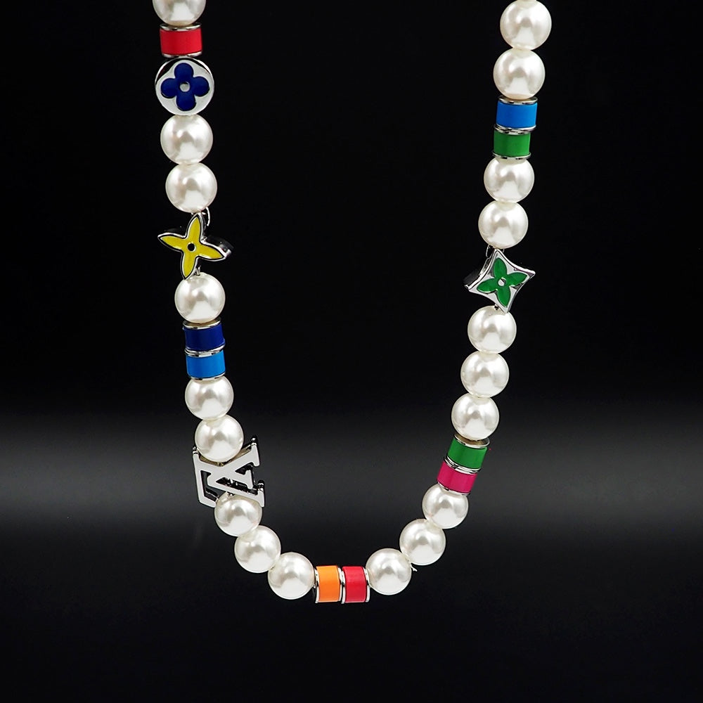 Louis Vuitton MNG Pearls Party 18K Gold Necklace