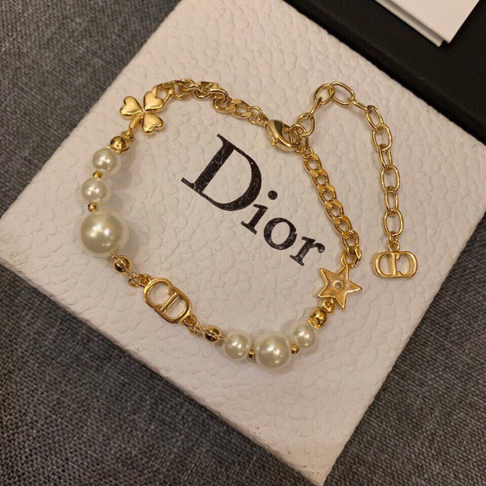 Dior Petie Pearls 18K Gold Bracelet