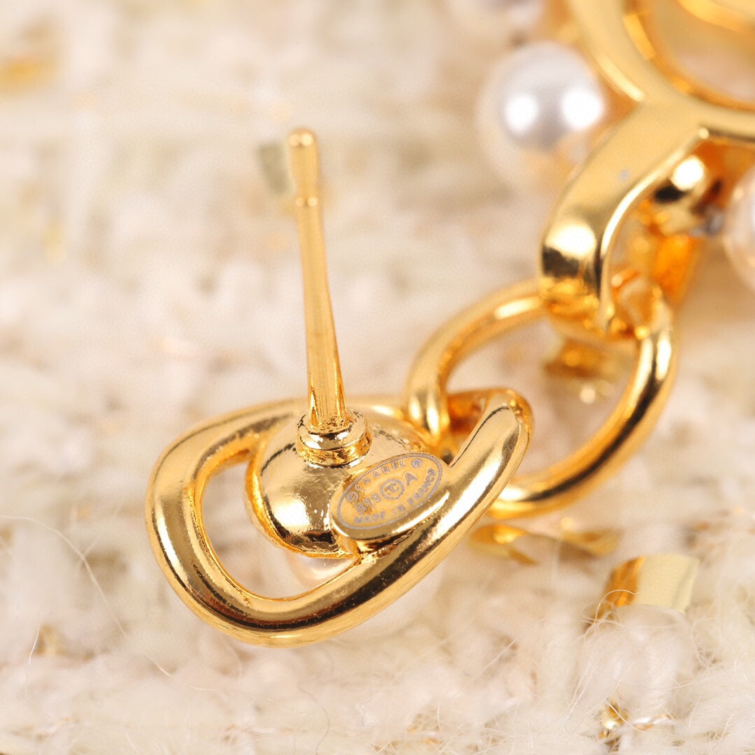 Chanel Square Pearl Pendant 18K Gold Earrings