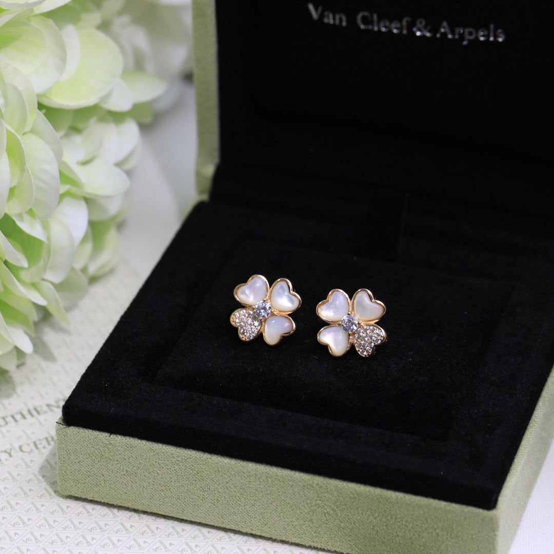 Cosmos Medium 18K Gold Earrings