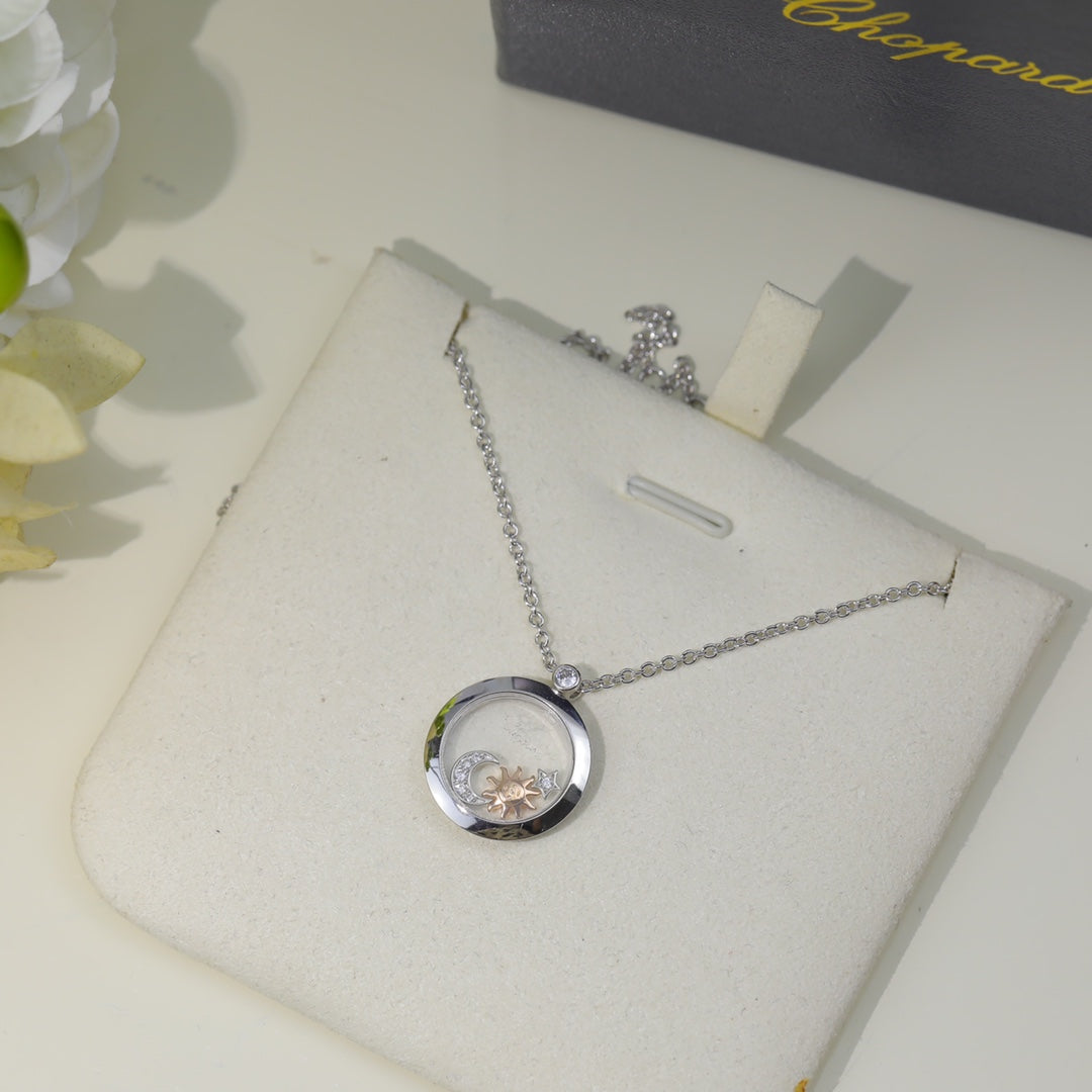 Happy Diamonds Pendant 18K Gold Necklace
