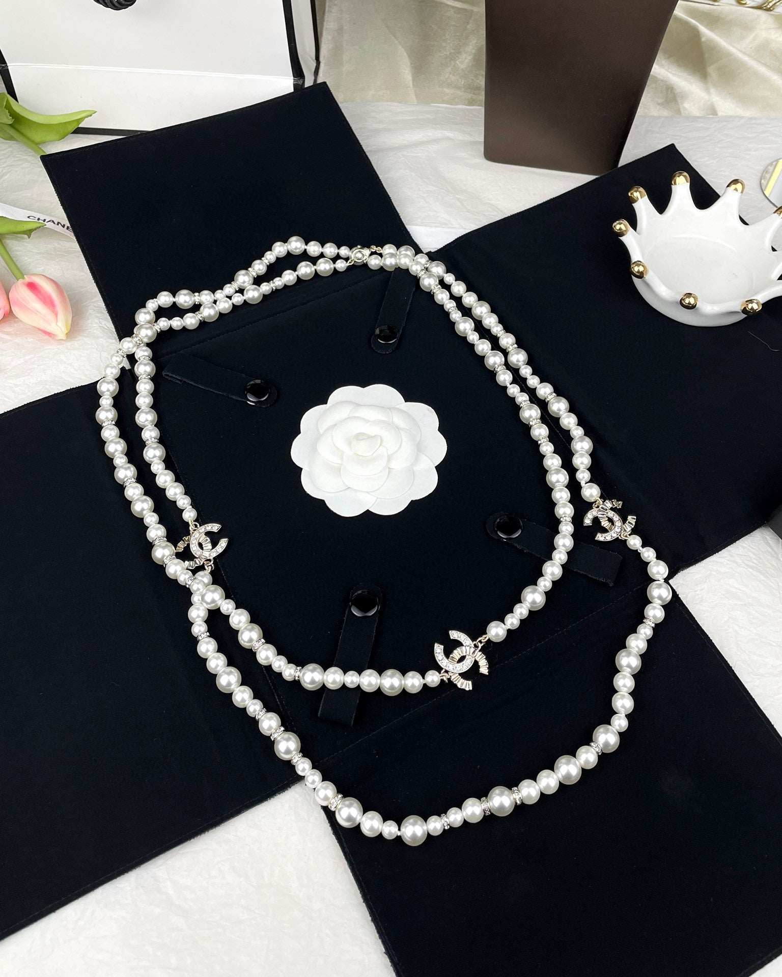 Chanel Pearls Long 18K Gold Necklace