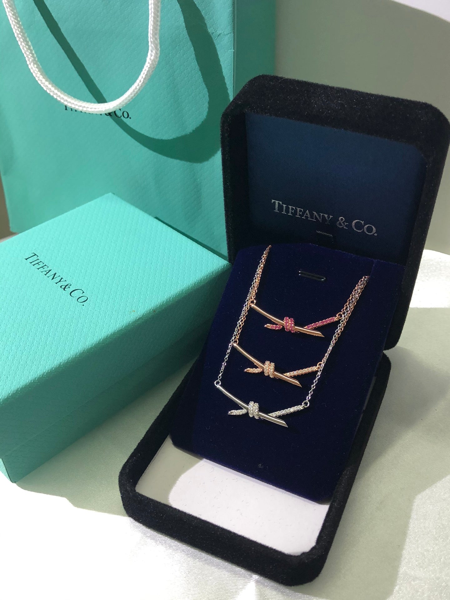 Tiffany Knot Pendant Diamond 18K Gold Necklace