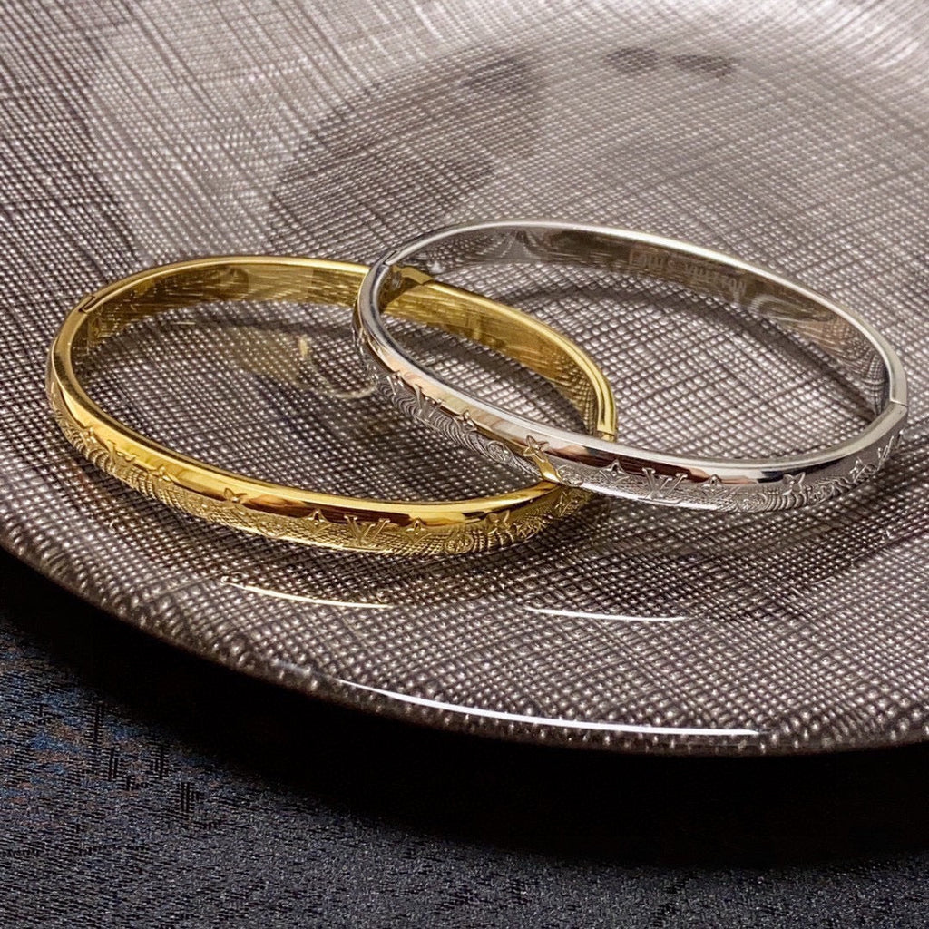 Louis Vuitton Monogram 18K Gold Bracelet