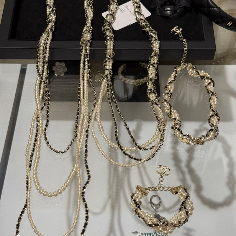 Chanel Pearl Leather Choker 18K Gold Necklace
