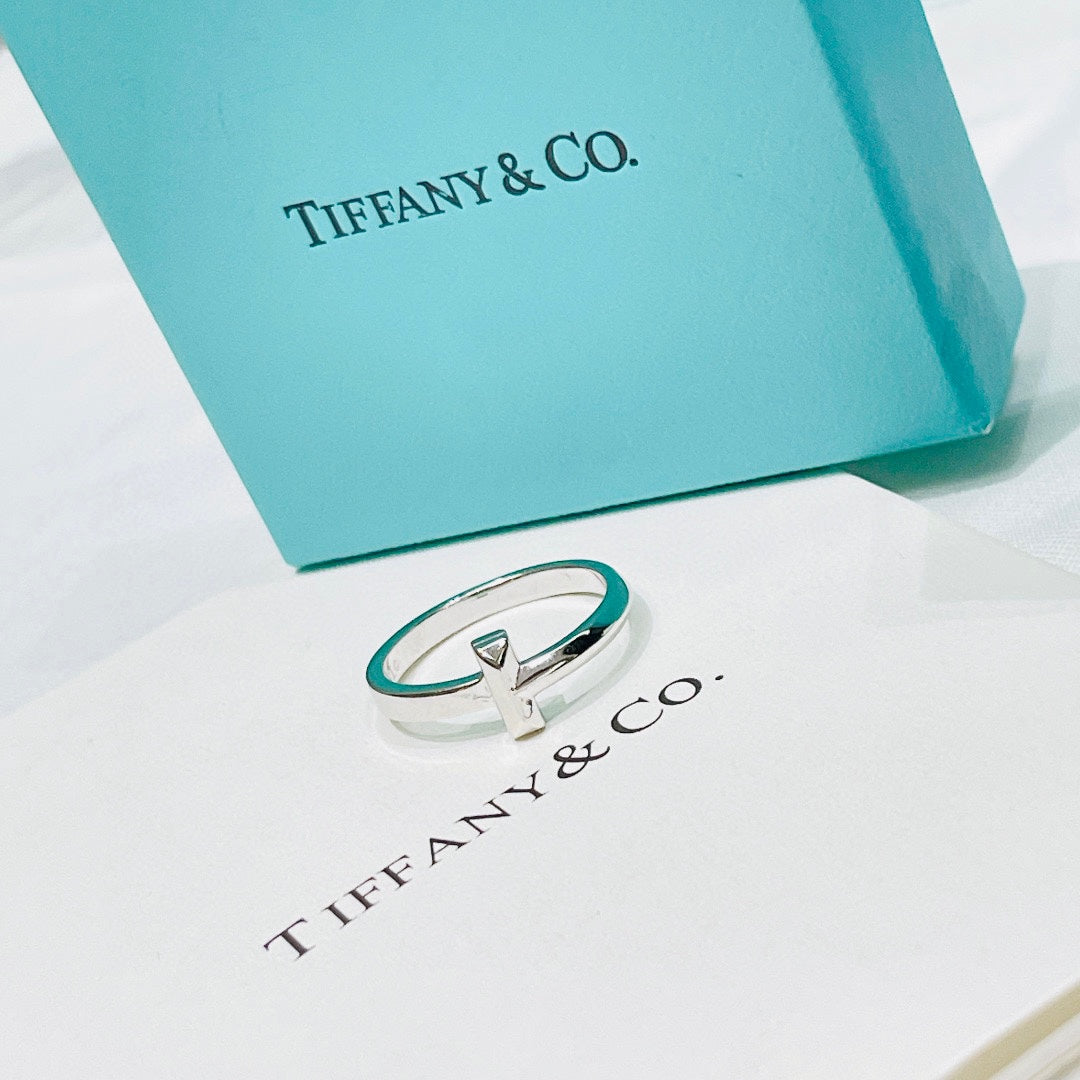 Tiffany T1 18K Gold Ring