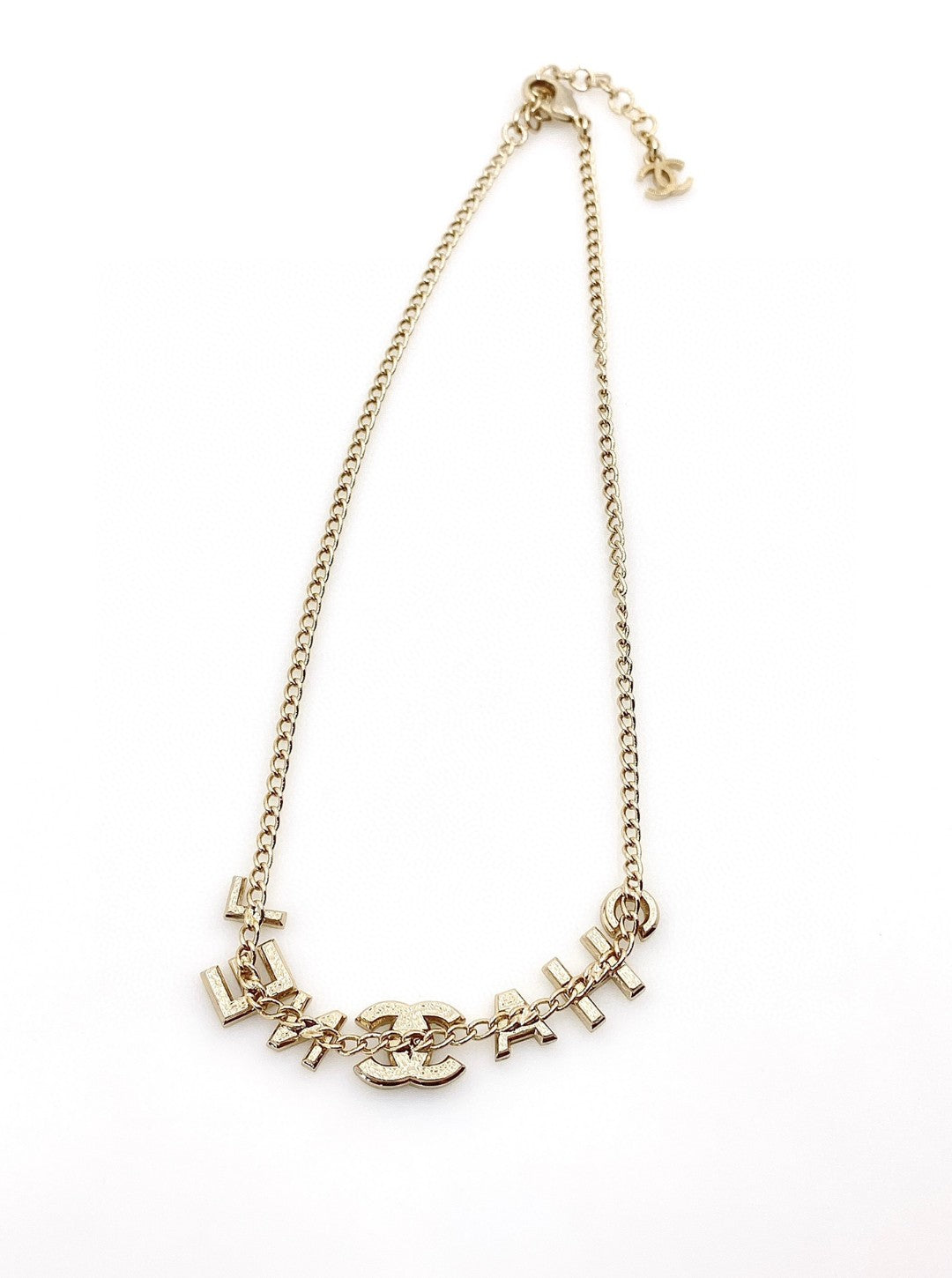 Chanel Script Diamonds 18K Gold Necklace