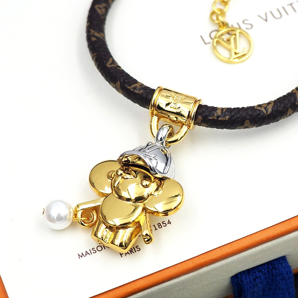 Louis Vuitton Vivienne Pearls 18K Gold Bracelet