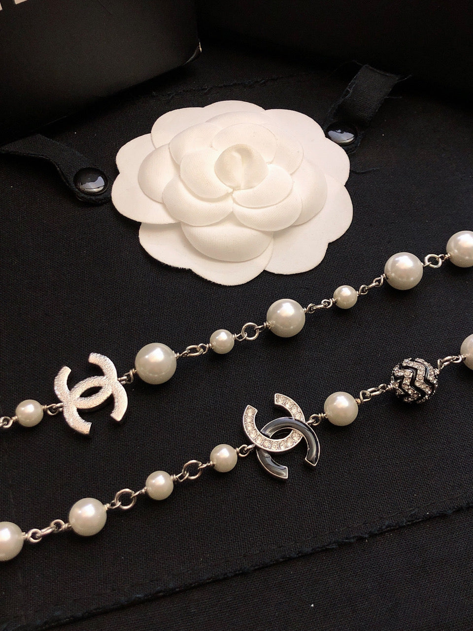 Chanel Star Pearls Long 18K Gold Necklace