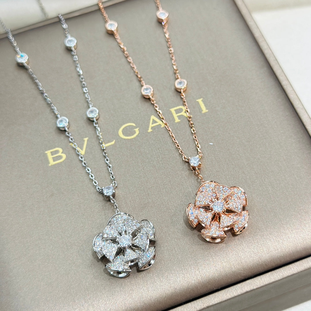 Bvlgari Dream Diamond 18K Gold Necklace