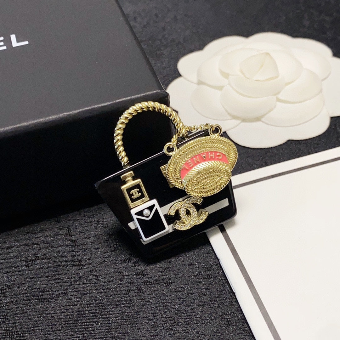 Chanel Bag 18K Gold Brooch