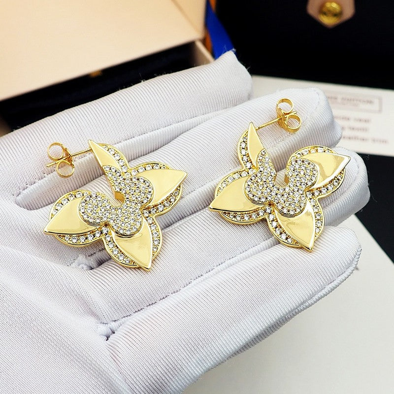 Louis Vuitton Medaillon 18K Gold Earrings