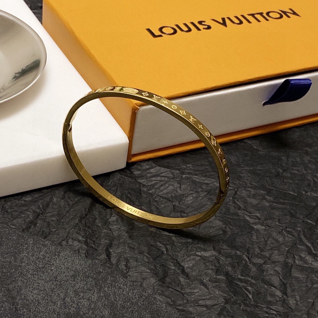 Louis Vuitton Vintage 18K Gold Bracelet
