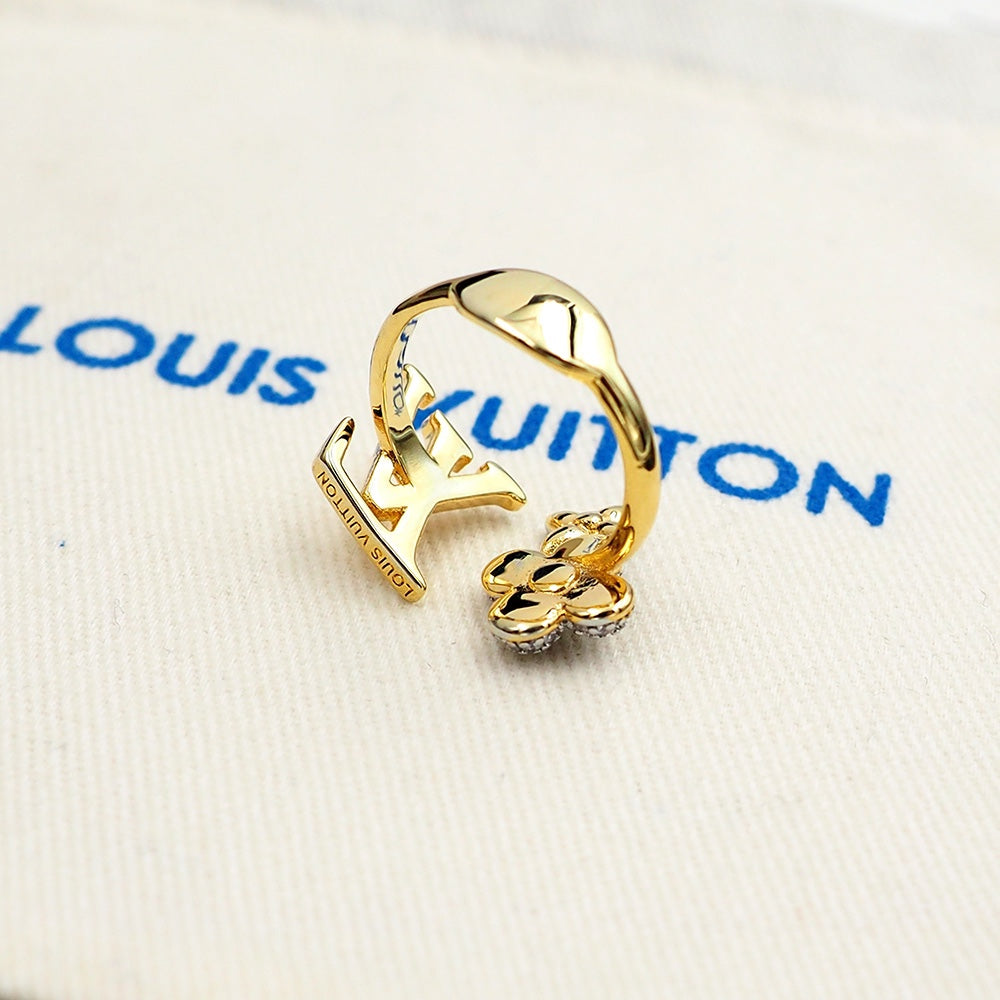 Louis Vuitton Gram 18K Gold Ring