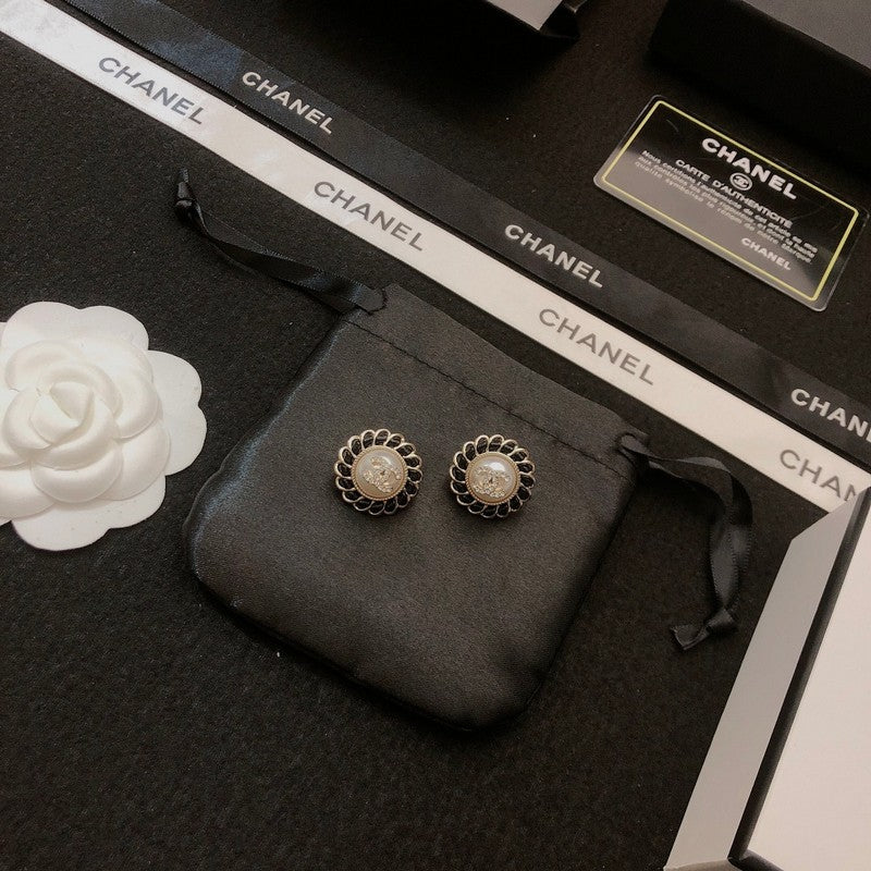 Chanel Black 18K Gold Earrings