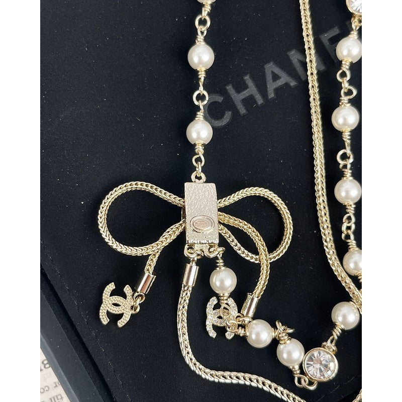 Chanel Bow Tie Pearl 18K Gold Necklace