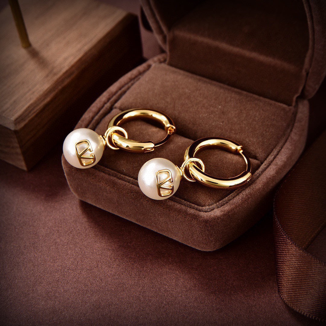 Valentino Pearl 18K Gold Earrings