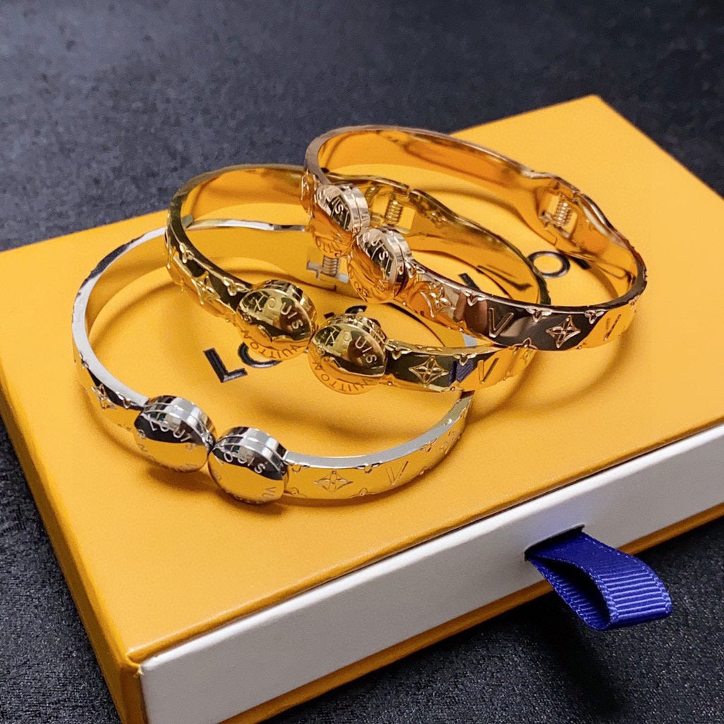 Louis Vuitton Vintage 18K Gold Bracelet