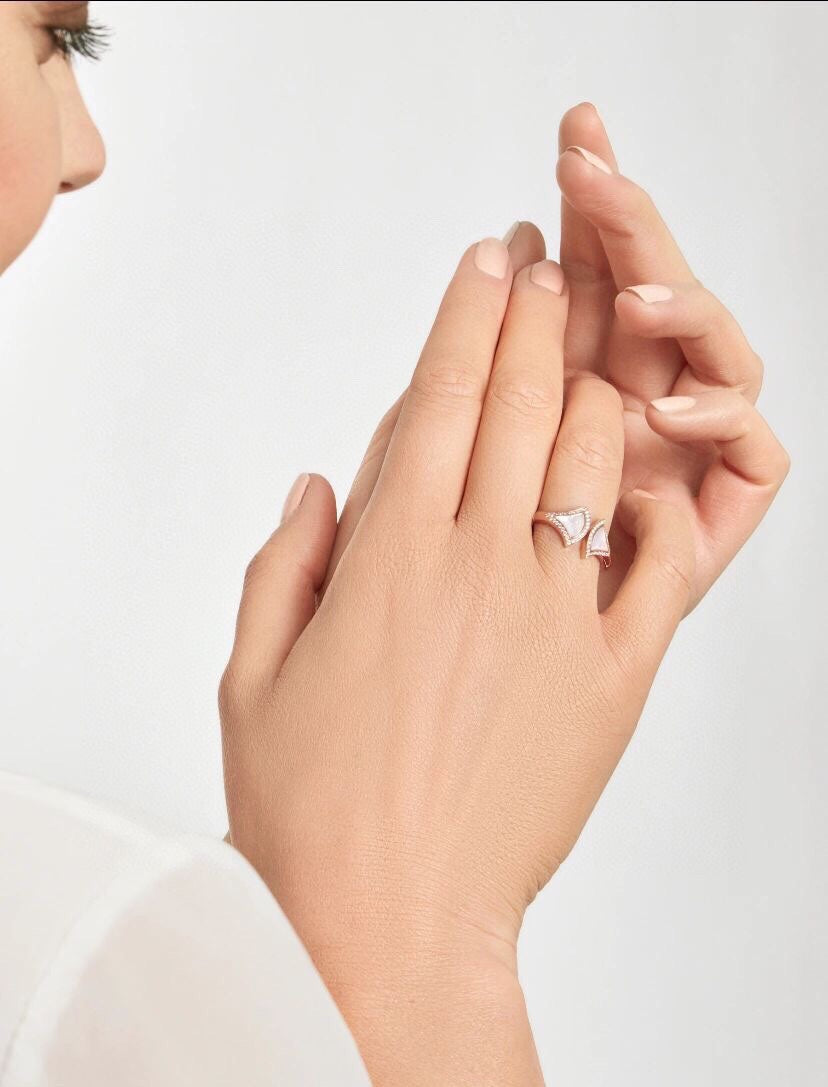 Bvlgari BVLGARI Dream Pearl 18K Gold Ring