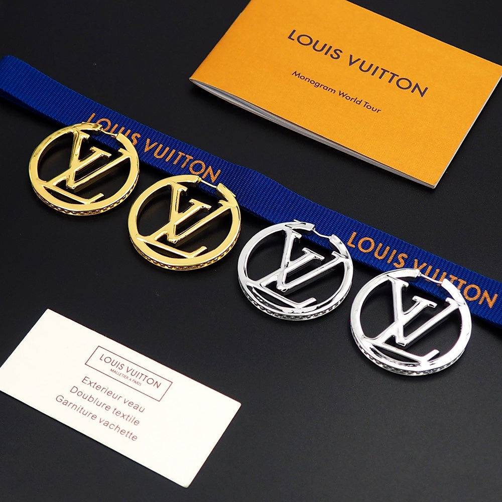 Louis Vuitton Louise Pearls 18K Gold Earrings