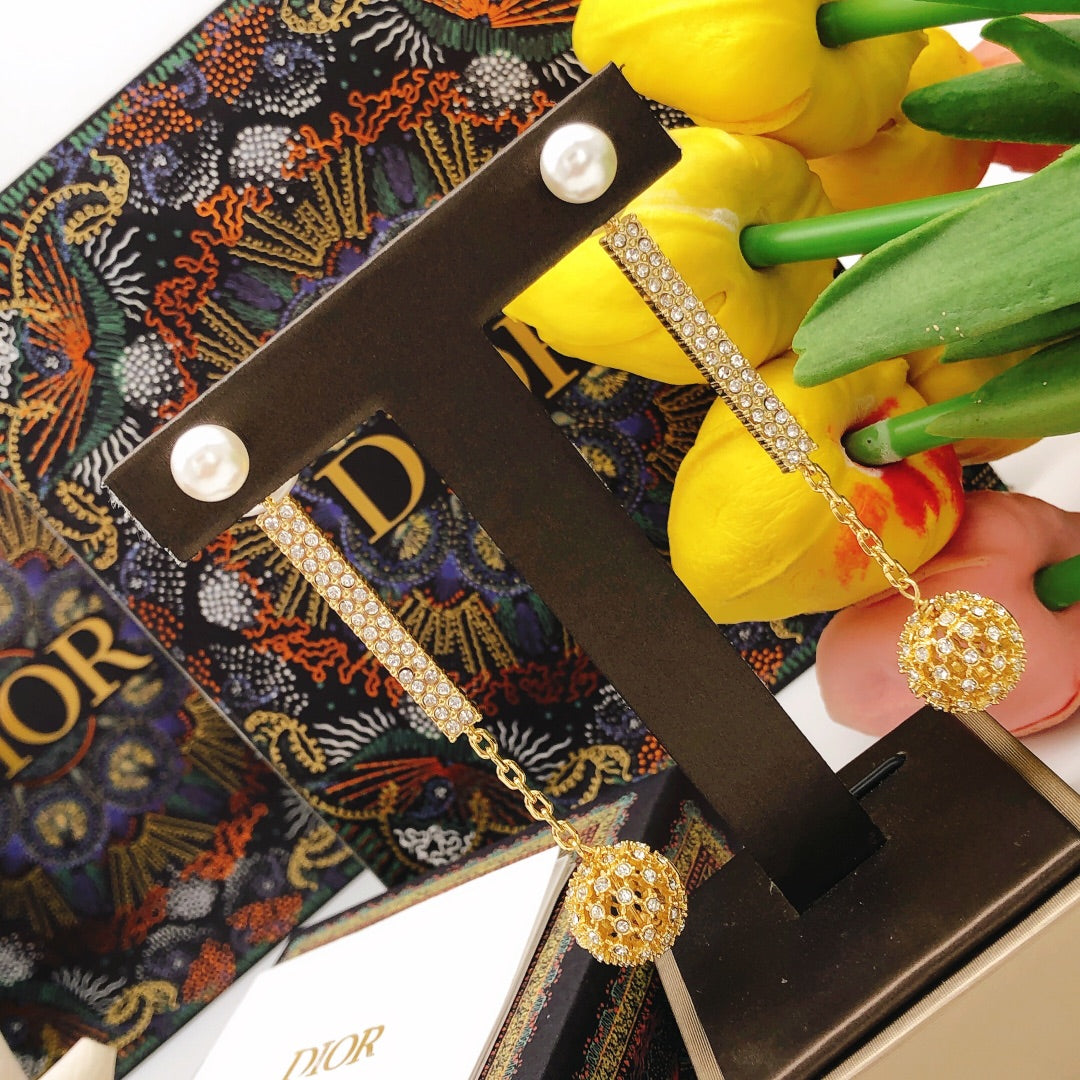 Dior Tassel Diamonds 18K Gold Earrings