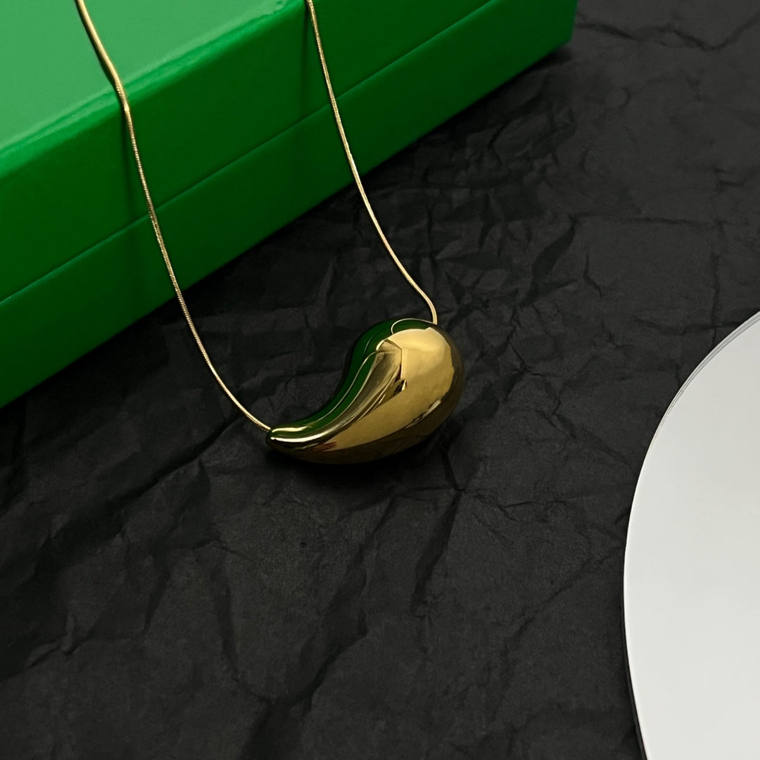 Bvlgari Drop Pendant 18K Gold Necklace