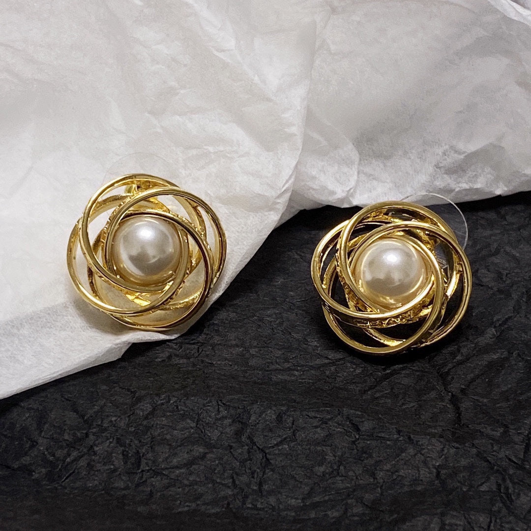 Chanel Pearl 18K Gold Earrings