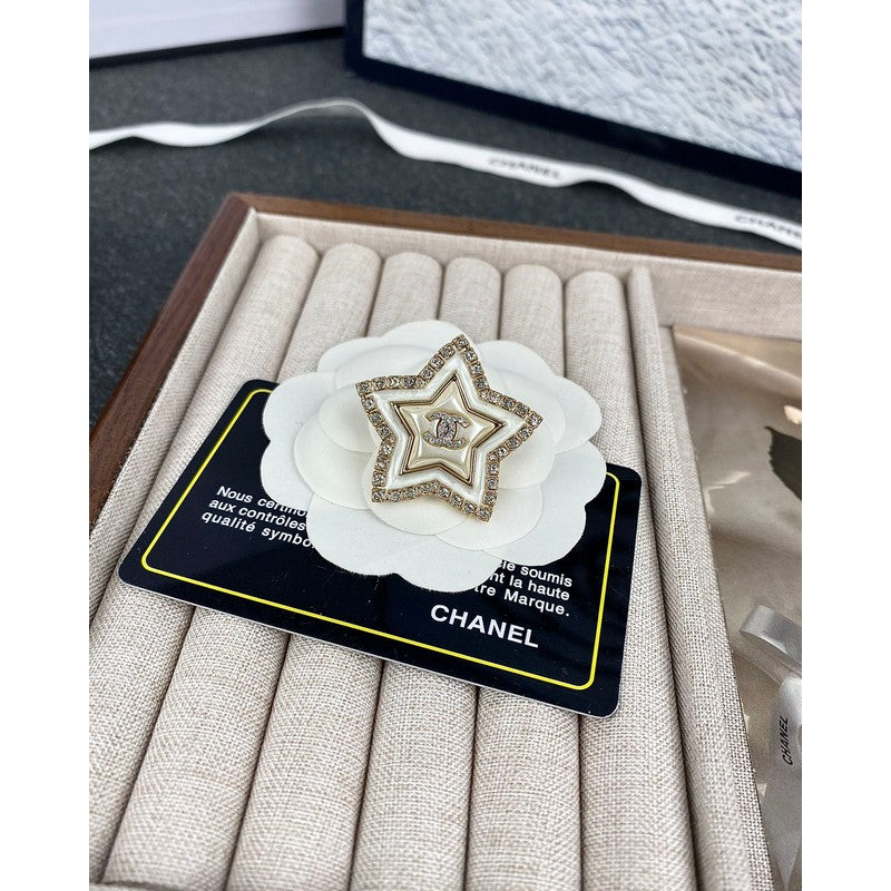 Chanel Star Pearl 18K Gold Brooch