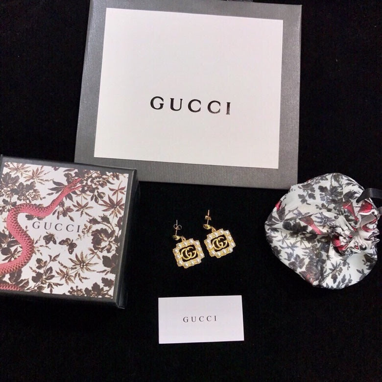 Gucci Double Square Pearl 18K Gold Earrings