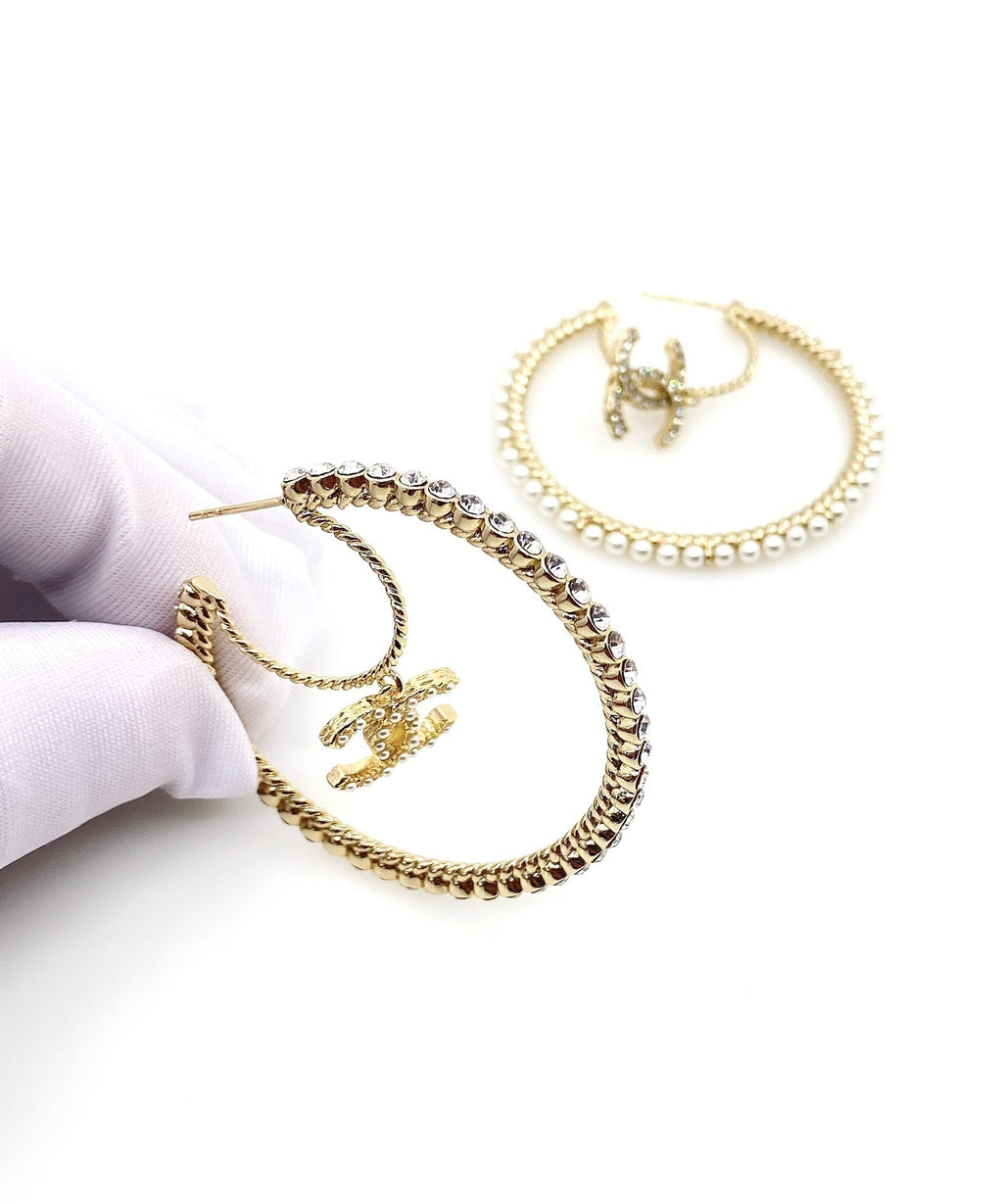 Chanel Circle 18K Gold Earrings