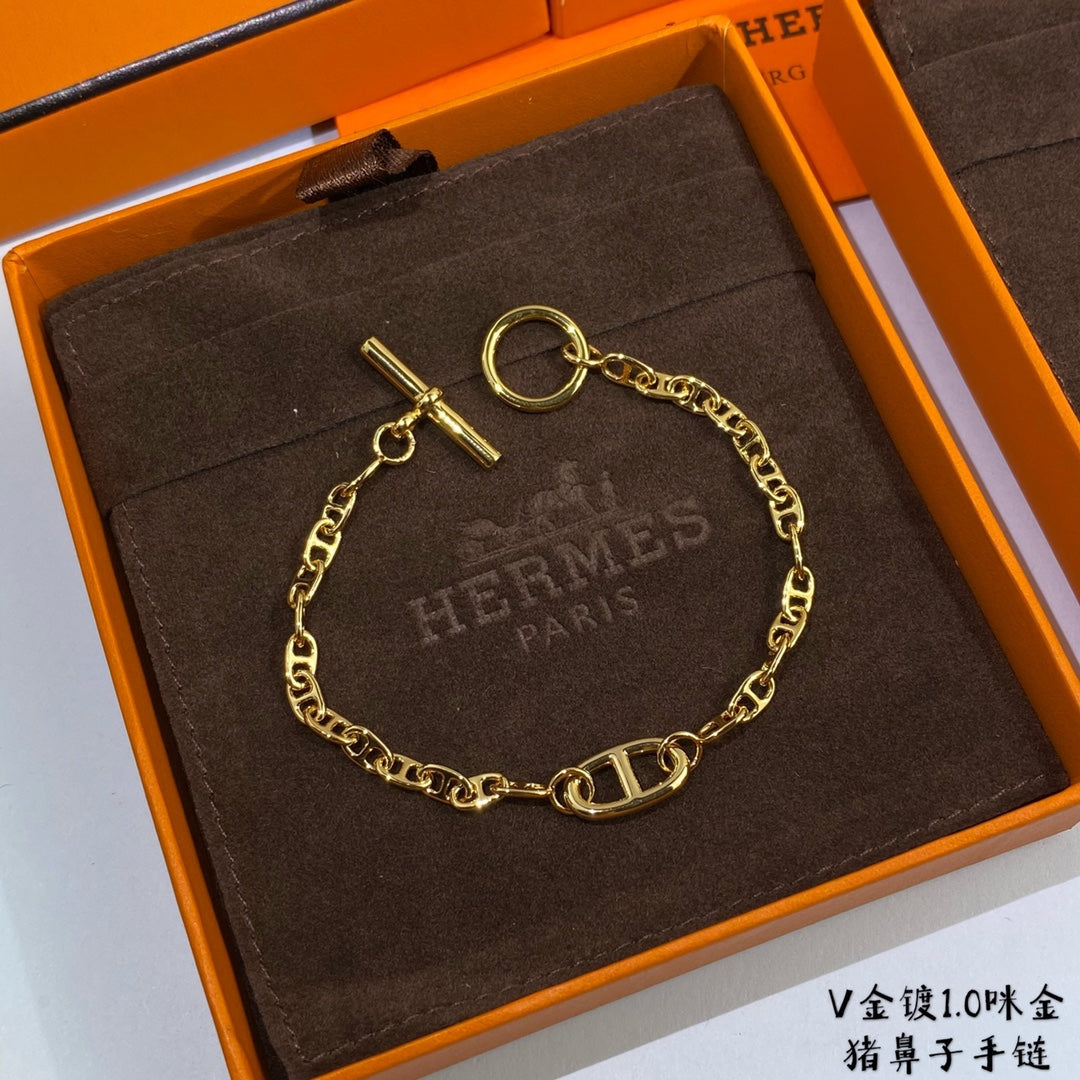 Hermes New Farandole 18K Gold Bracelet