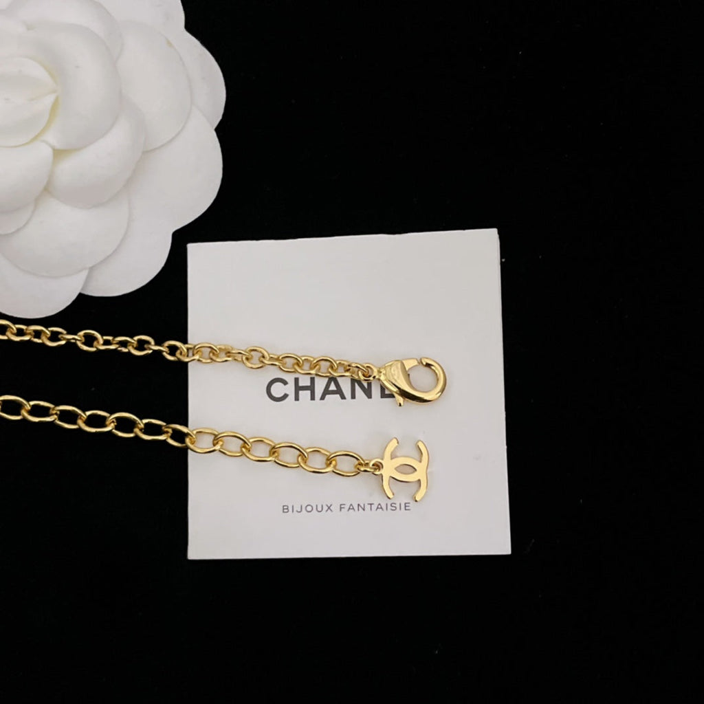 Chanel Pearls Chain 18K Gold Necklace