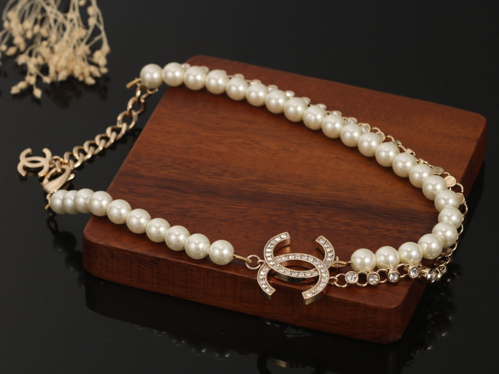 Chanel Pearls 18K Gold Necklace
