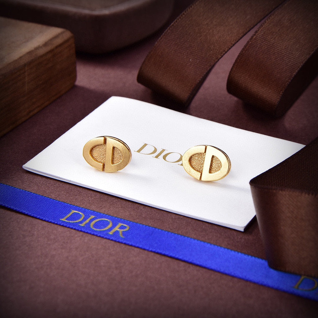 Dior Forever 18K Gold Earrings