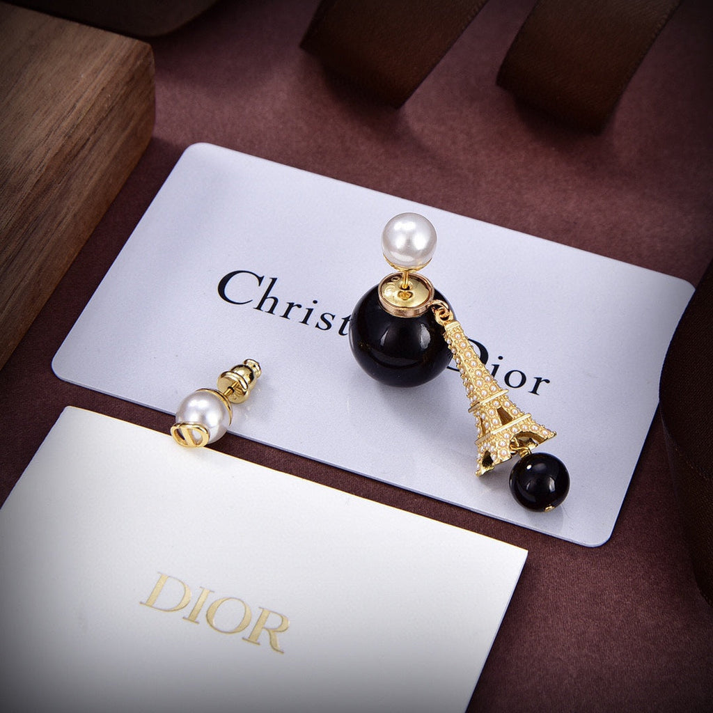 Dior Tribales Eiffel Tower Charm White Pearls 18K Gold Earrings