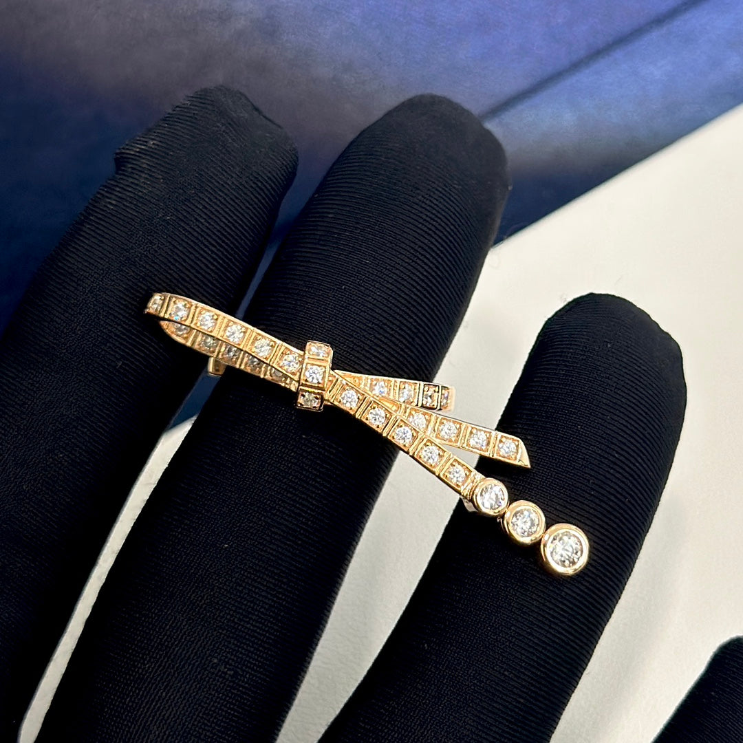 Chanel Ruban Diamonds 18K Gold Ring