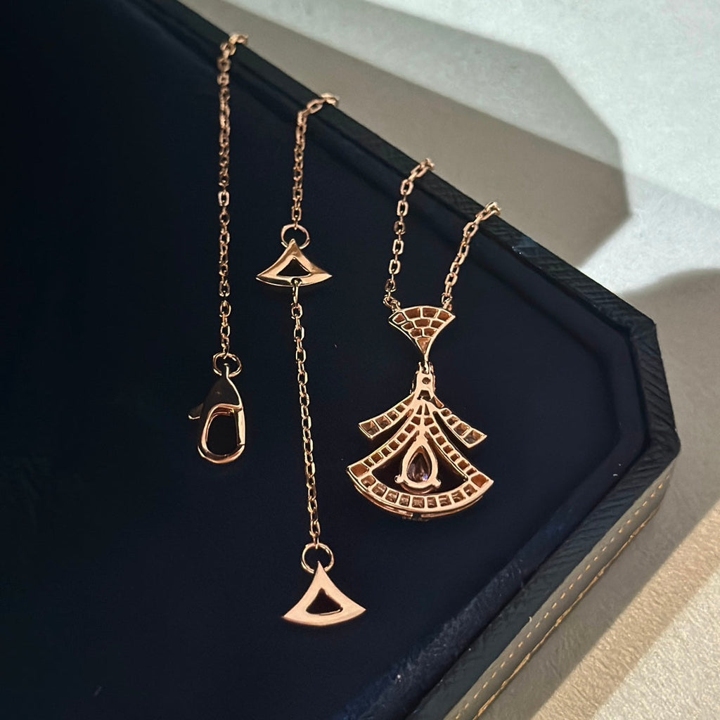 Bvlgari Dream Diamonds 18K Gold Necklace