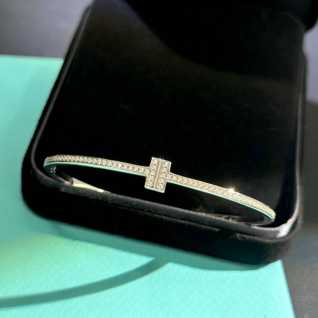 Tiffany Diamonds 18K Gold Bracelet