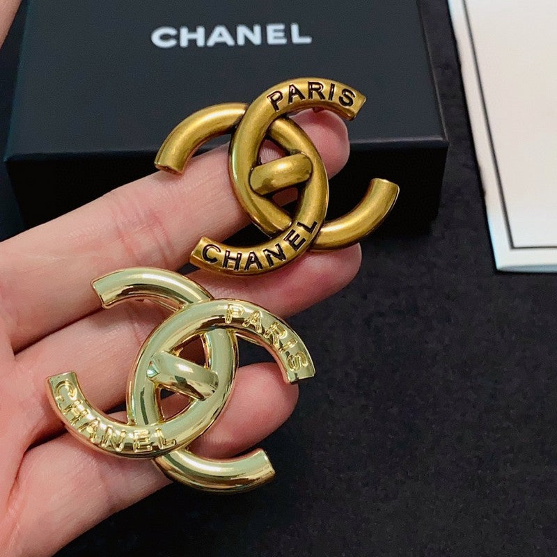 Chanel Paris Gold 18K Gold Brooch