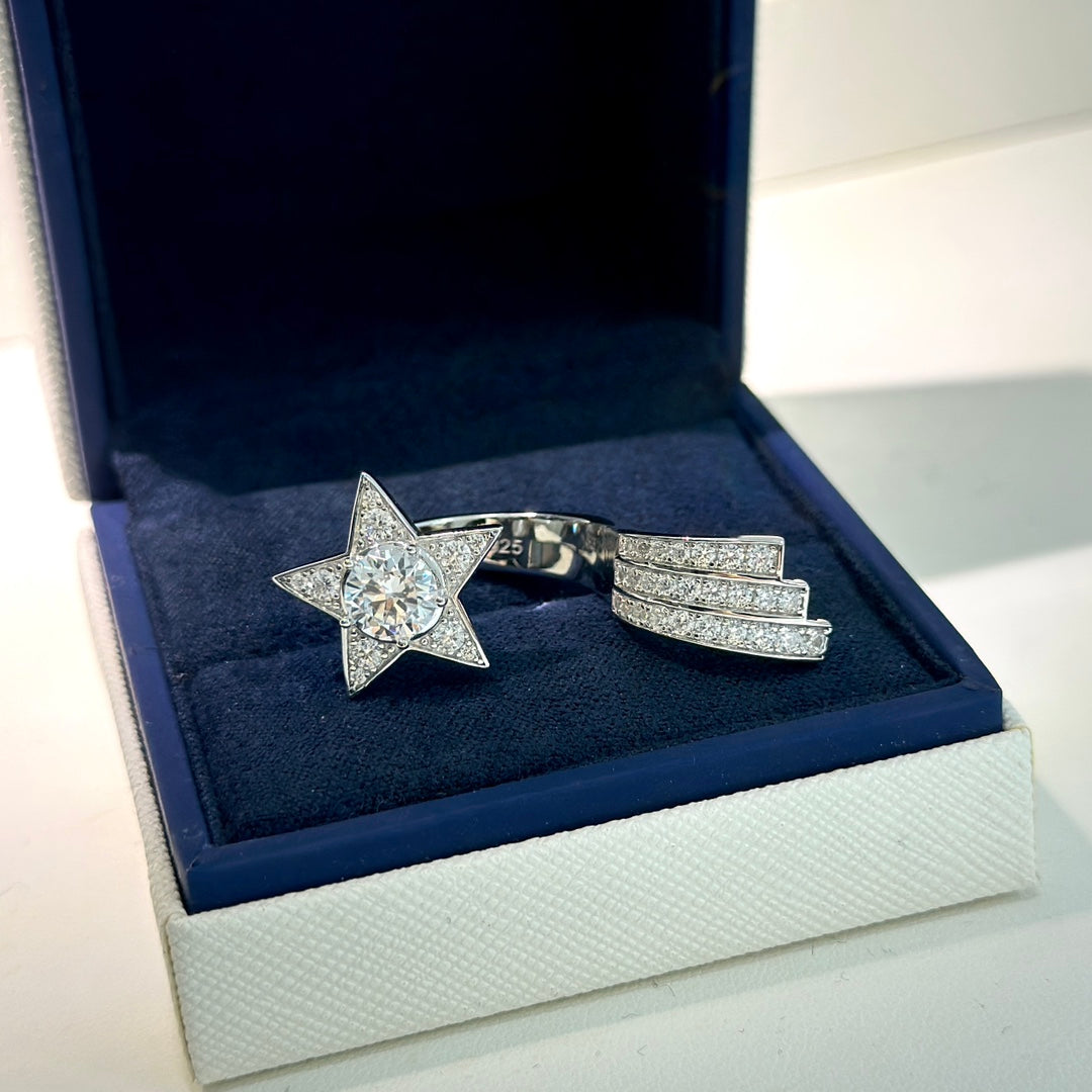 Chanel Comete Diamonds 18K Gold Ring